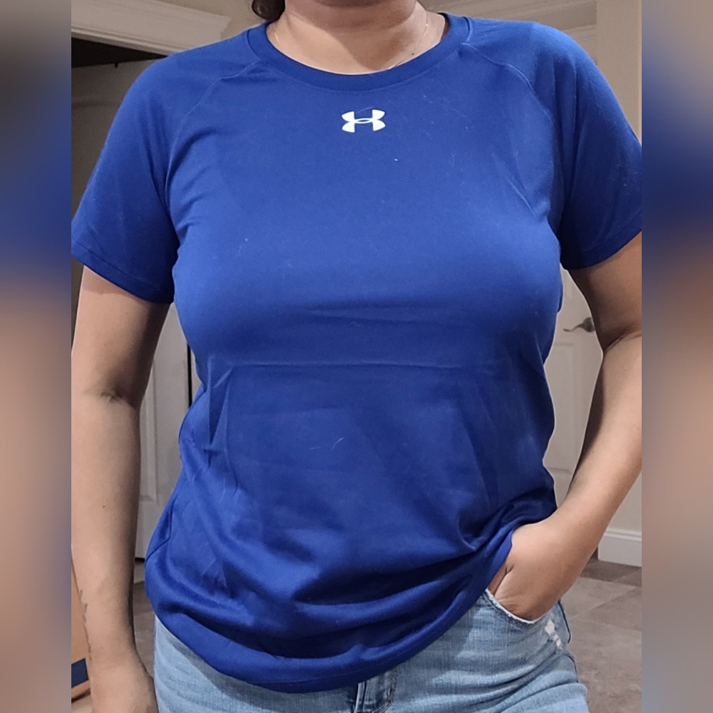 Under Armour tshirt